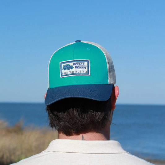 BOLD BANNER TRUCKER