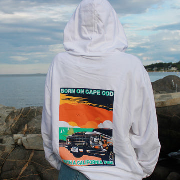 BORN ON THE CAPE CREWNECK